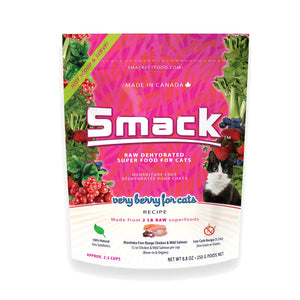 Smack Very Berry Chicken Salmon Raw Dehydrated Cat Food 8.8oz