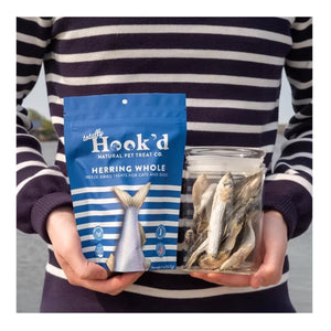 Totally Hook'd Freeze-Dried Whole Herring Dog & Cat Treat 2oz